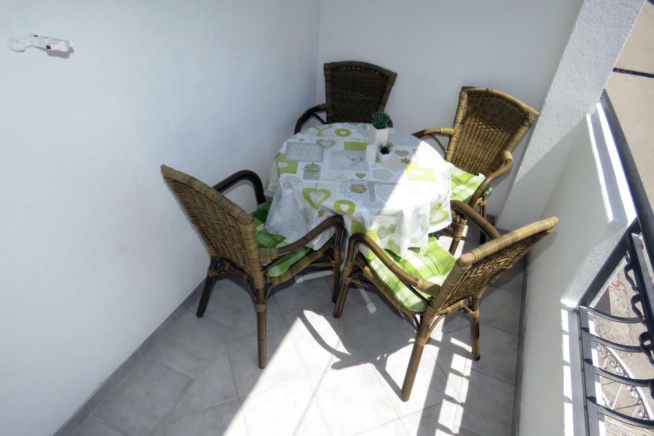 Lux Dalmatia I & R Hotel Makarska Buitenkant foto