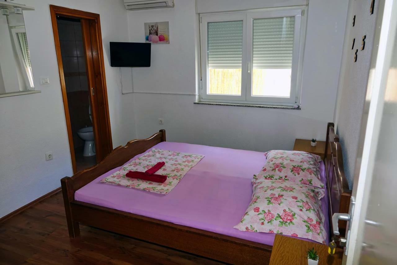 Lux Dalmatia I & R Hotel Makarska Buitenkant foto