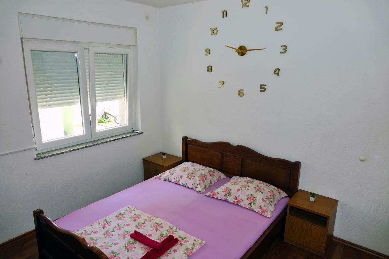 Lux Dalmatia I & R Hotel Makarska Buitenkant foto
