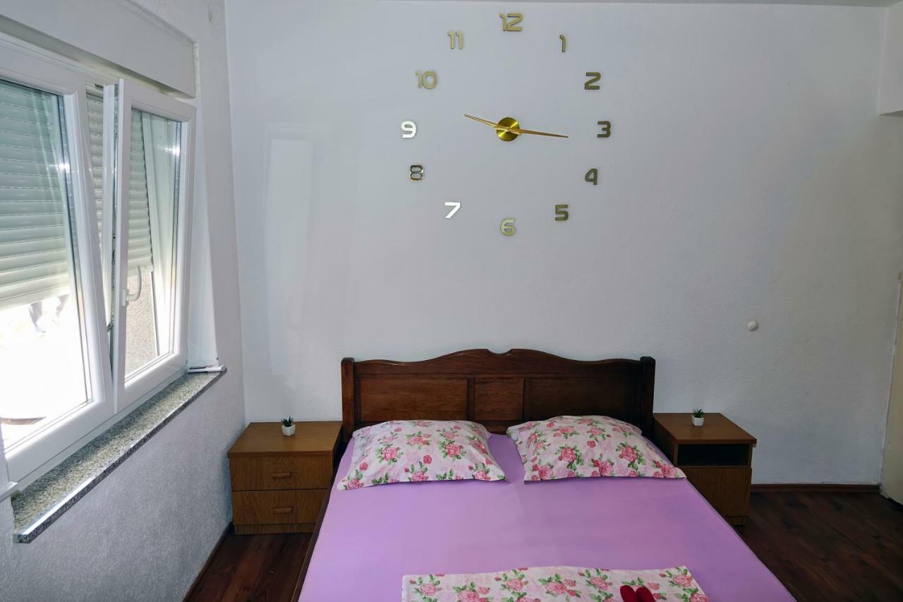Lux Dalmatia I & R Hotel Makarska Buitenkant foto