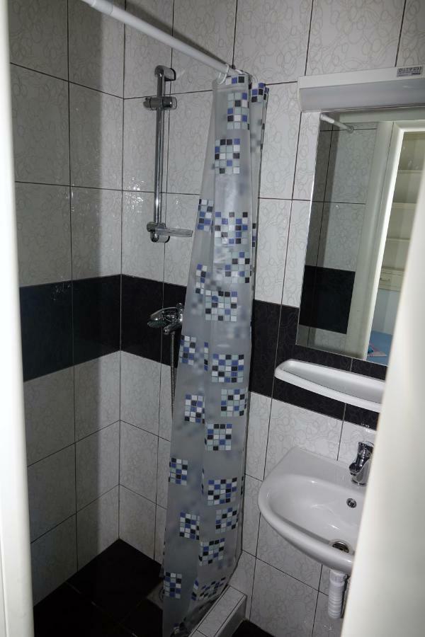 Lux Dalmatia I & R Hotel Makarska Buitenkant foto