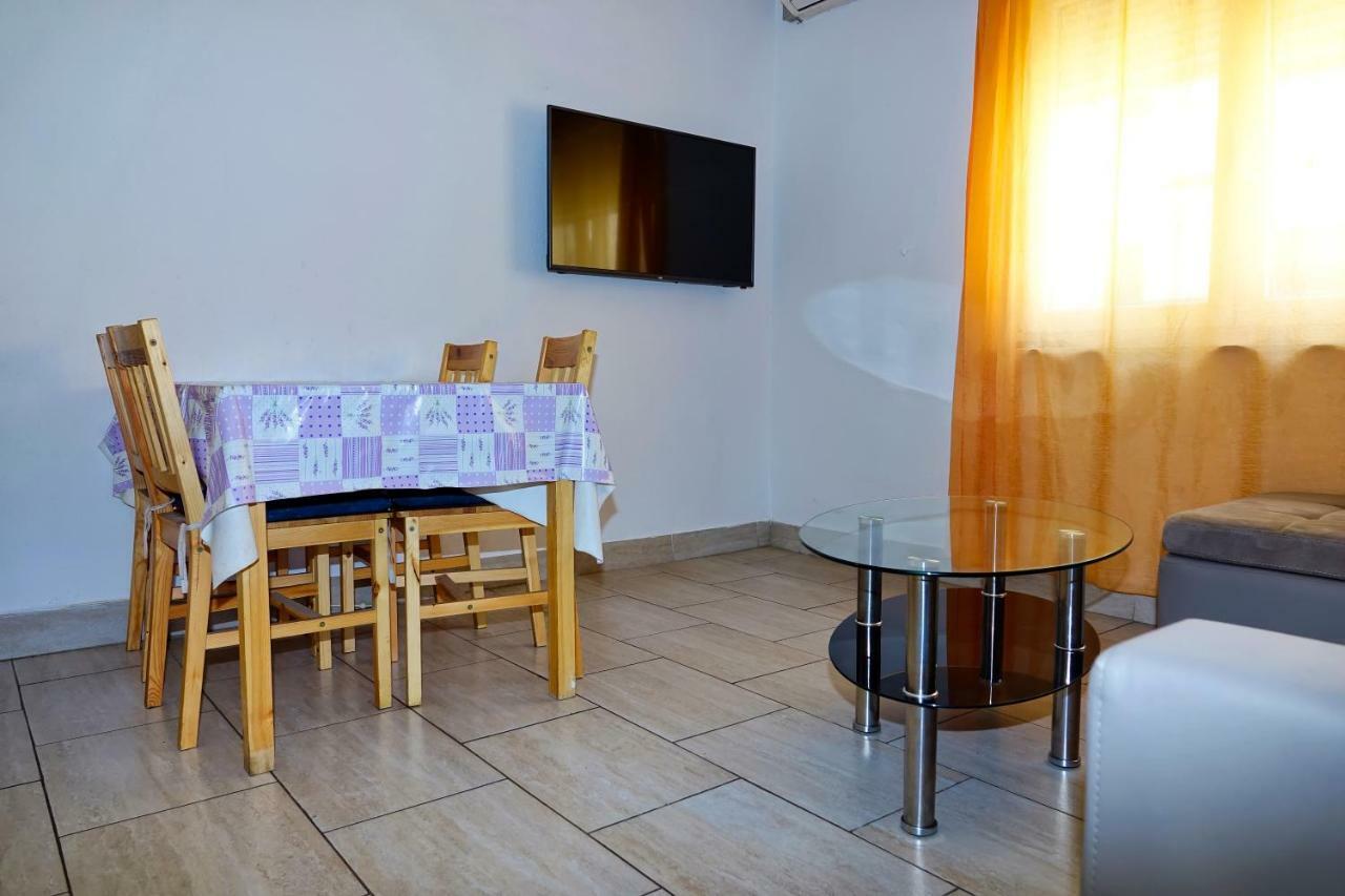Lux Dalmatia I & R Hotel Makarska Buitenkant foto